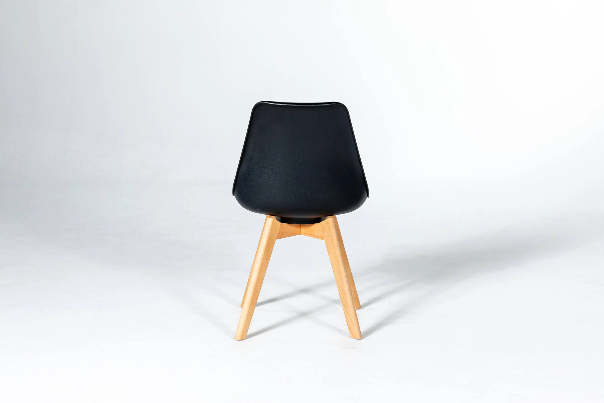 Virgo Chair (Black)